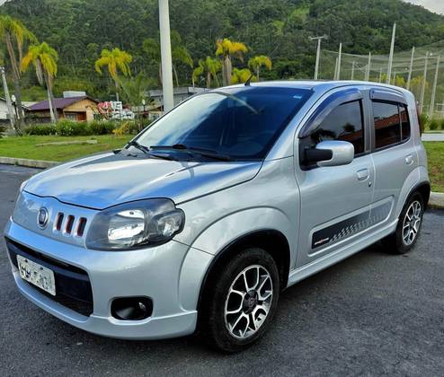 FIAT UNO 1.4 EVO SPORTING 8V FLEX 4P MANUAL